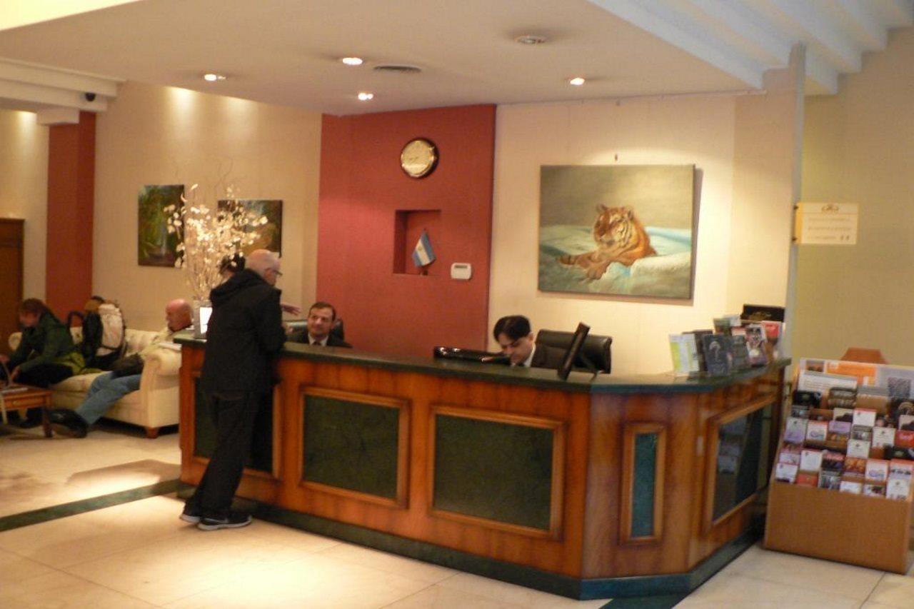 בואנוס איירס Hotel Reina מראה חיצוני תמונה